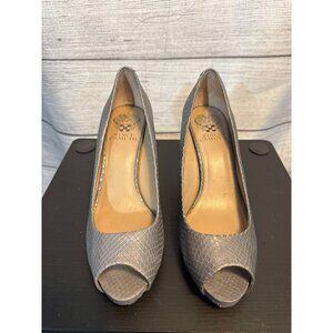 Vince Camuto Gray Snakeskin Textured Peep-Toe Pumps Size 8